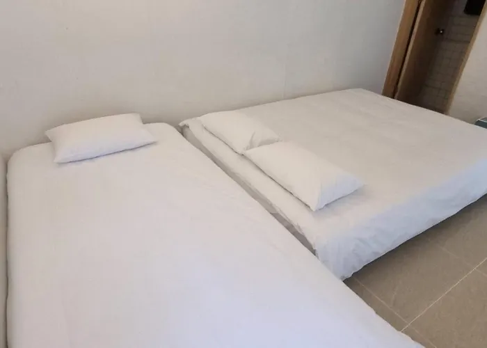 Holiday home Hausda Suchon Private Yard Hanok 2minstation 2br 5guests 3beds Sofabed 8table *