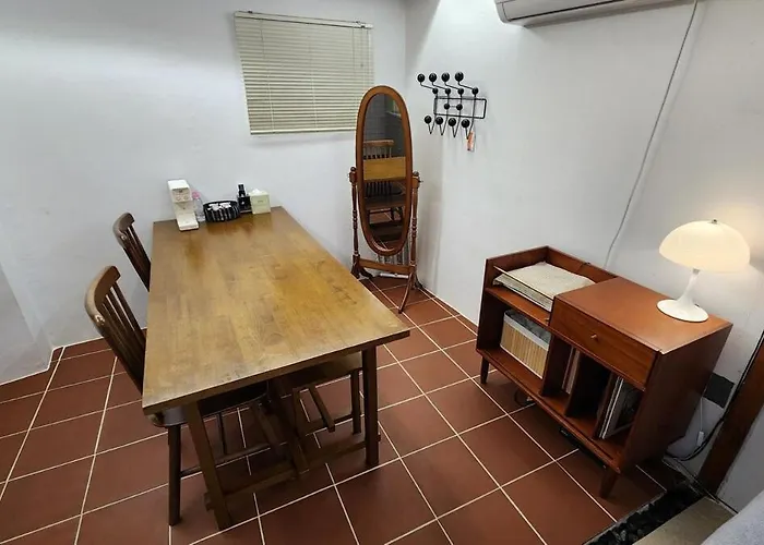 Holiday home Hausda Suchon Private Yard Hanok 2minstation 2br 5guests 3beds Sofabed 8table Seoul