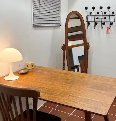 Hausda Suchon Private Yard Hanok 2minstation 2br 5guests 3beds Sofabed 8table Holiday home Seoul